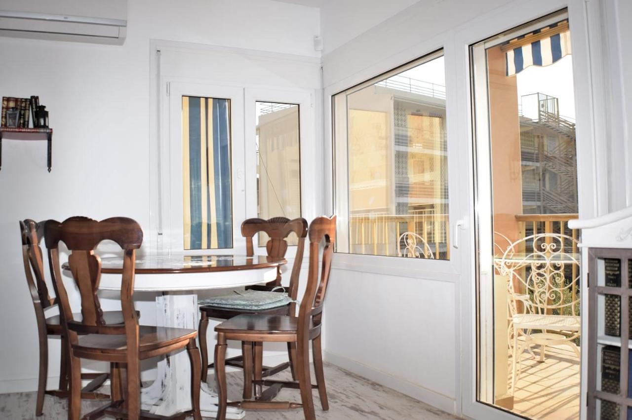 Hermoso Apartamento Vintage กัมบริลส์ ภายนอก รูปภาพ